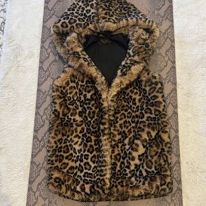 Vintage Plush Faux Fur Leopard Print Vest